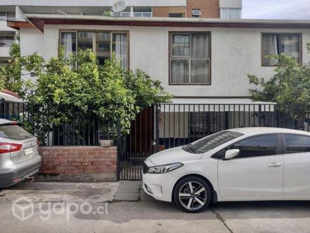 Ñuñoa, Linda Casa en sector Exequiel Fernández