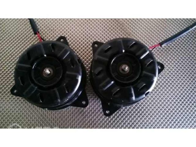 2 motores de electroventiladores Subaru Outback