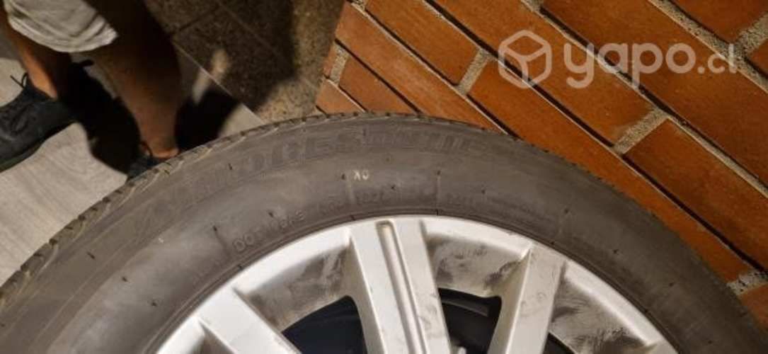 4 llantas mas neumaticos