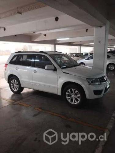 Suzuki grand nomade 2014