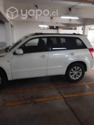 Suzuki grand nomade 2014