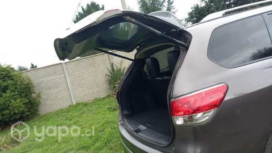 Nissan pathfinder 2014 vendo o permuto