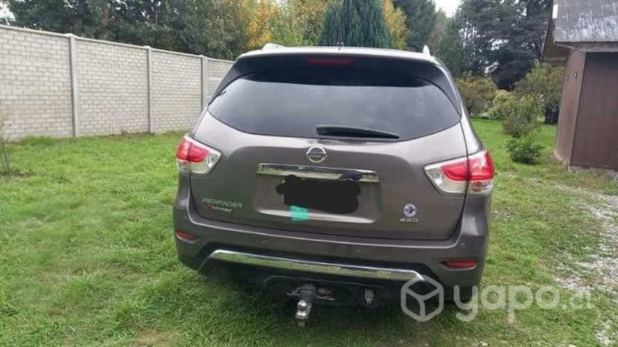 Nissan pathfinder 2014 vendo o permuto