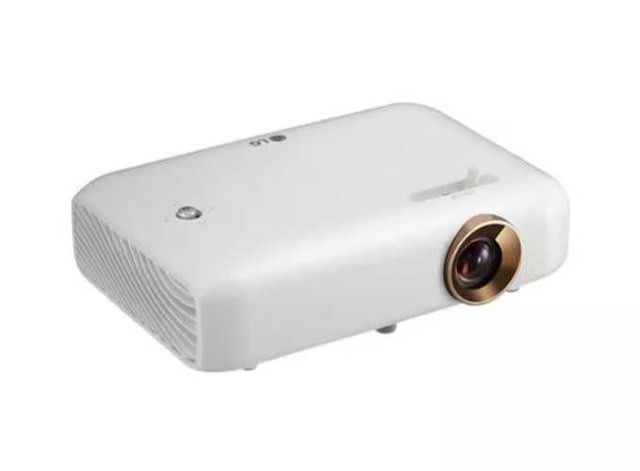 Proyector LG CineBeam nuevo con telon y tripode