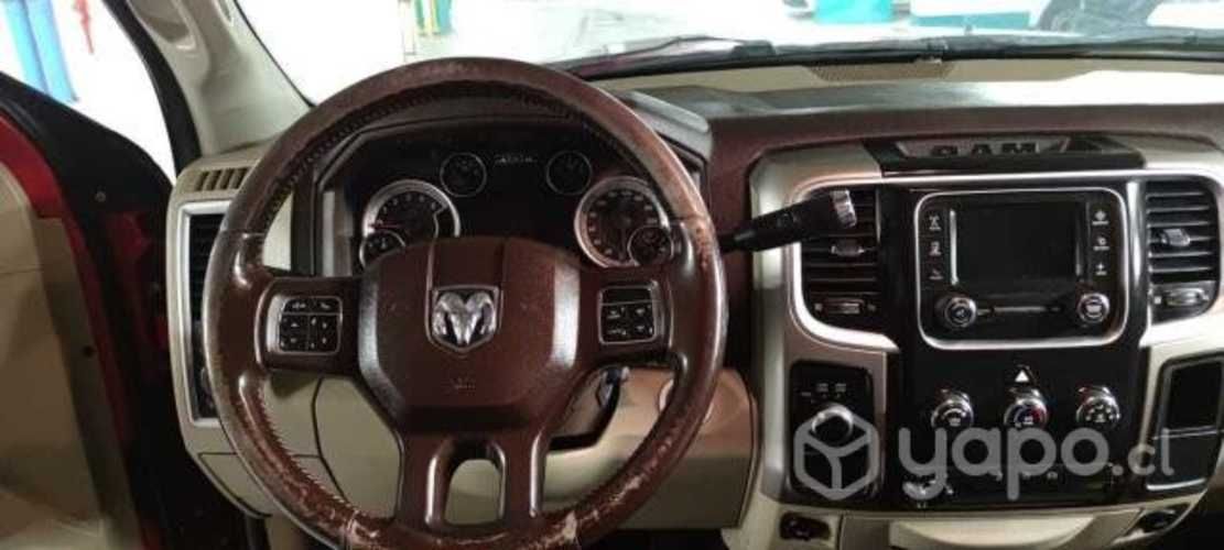 2016 Dodge Ram 2500 SLT