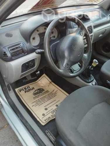 Renault clio 2005