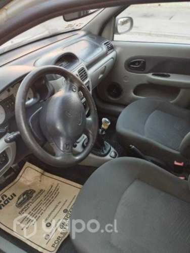 Renault clio 2005