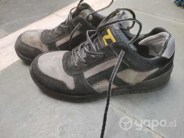 Zapatos de Seguridad como Nuevos