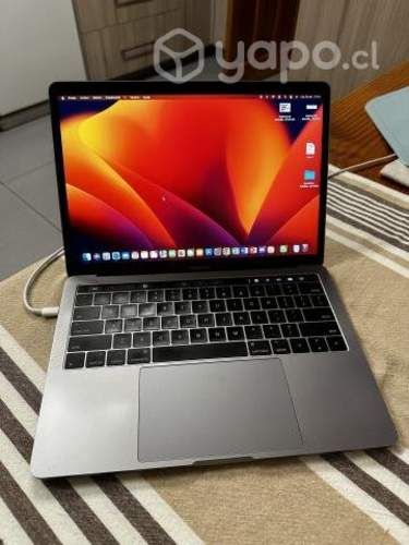 MacBook Pro 13 Touch Bar conversable