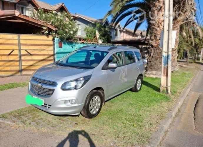Vendo mi Chevrolet Spin 2017