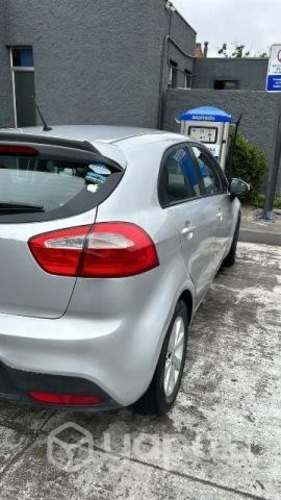 Vendo kia rio 5 top de línea