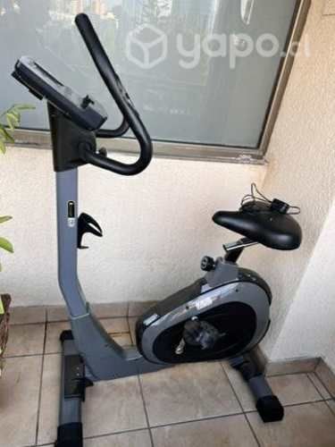 Bicicleta estática vertical