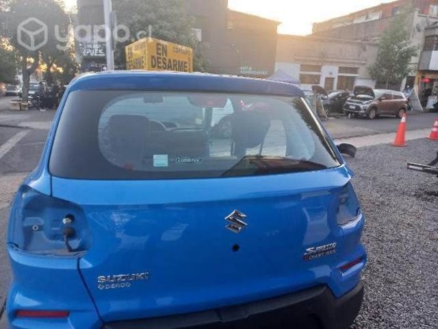 Portalon trasero suzuki spreso de. desarme