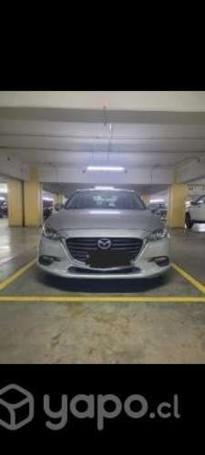 Mazda 3 s 2018 *unico dueño*