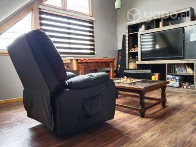 Arriendo amplia pieza amoblada a estudiantes