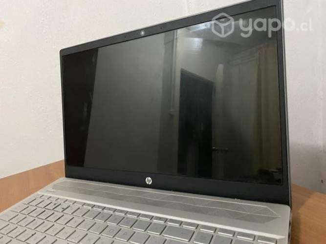 Notebook HP Pavilion 2 años de uso