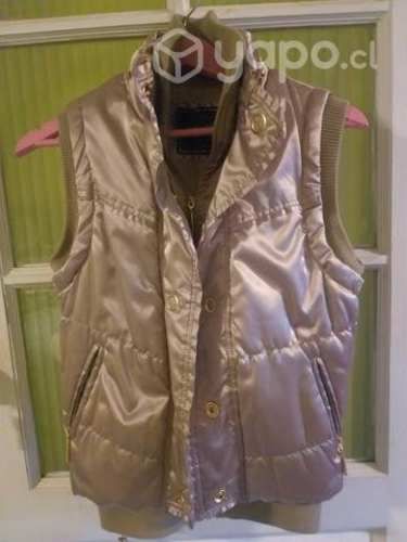 Chawueta sin manga color dorado talla M nuevo