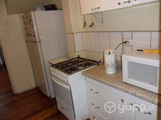 Pieza amoblada compartida varon