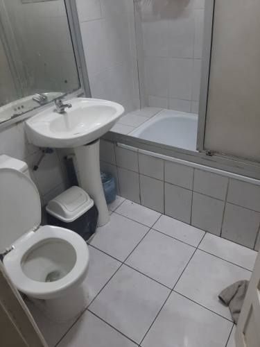 Pieza amoblada compartida varon