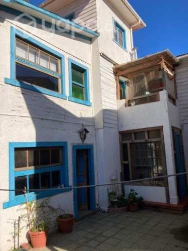 2 casas gran terreno p. ancha cerca universi