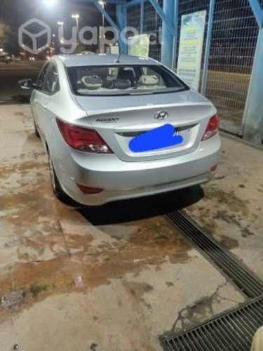 Hyundai accent 2018 único dueño