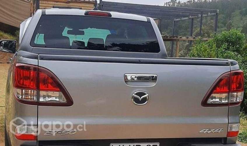 Vendo Mazda BT50 2.2 high 4x4 año 2020