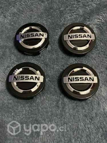 Tapa centro llanta auto Nissan 60 mm