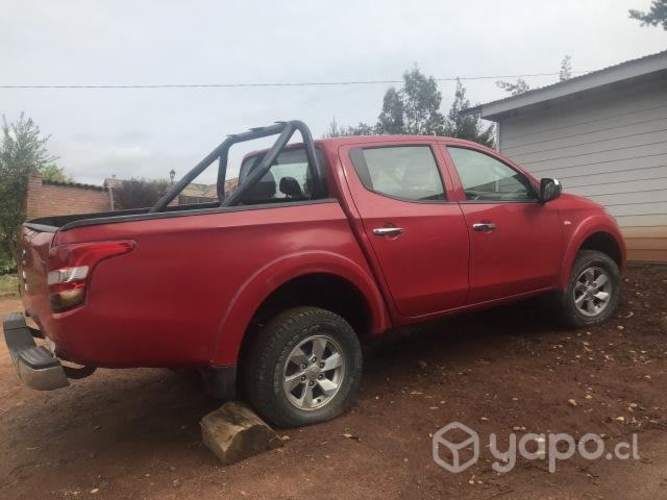 Mitsubishi l200 2018