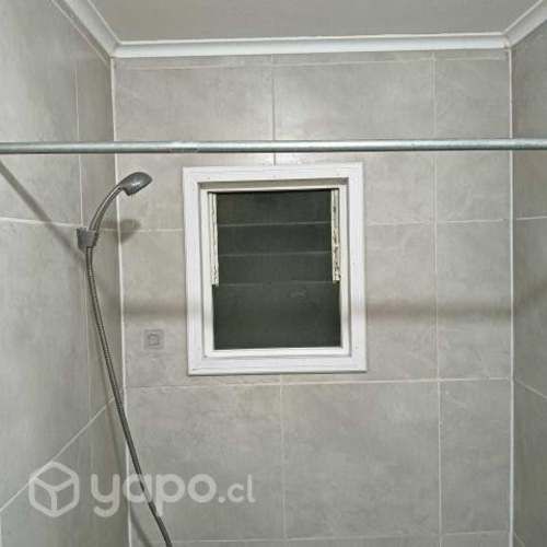 Se arrienda departamento de dos pisos amoblado