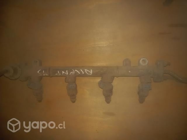 Hyundai accent 1995 riel de inyectores