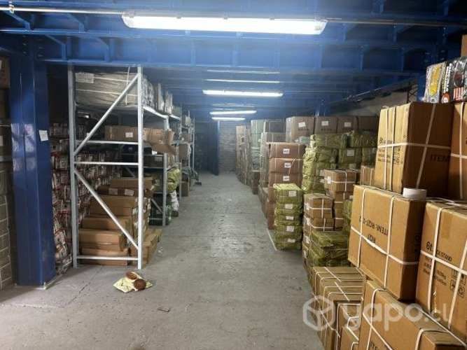 Propiedad comercial con bodega Santiago Centro