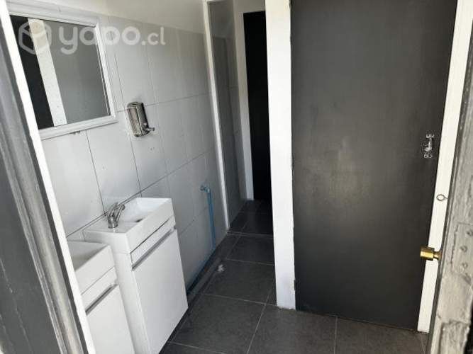 Propiedad comercial con bodega Santiago Centro