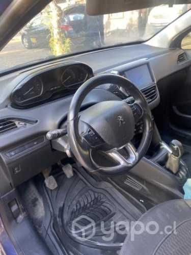 PEUGEOT 208 2018 - Conversable