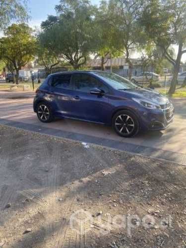 PEUGEOT 208 2018 - Conversable