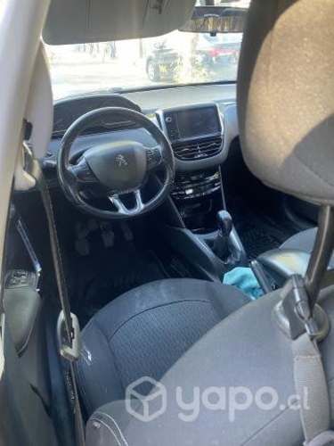 PEUGEOT 208 2018 - Conversable