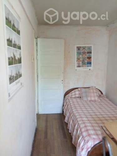 Arriendo pieza amoblada