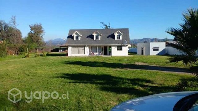 Parcela de agrado para descanso o reunión fam