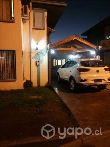 Comoda casa en venta en condomio