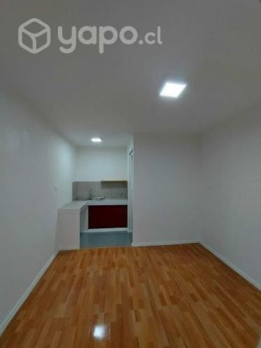 Se arrienda pieza cercano a metro macul