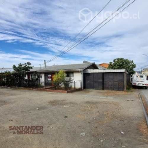 Casa gran sitio, ideal local con mejor calle