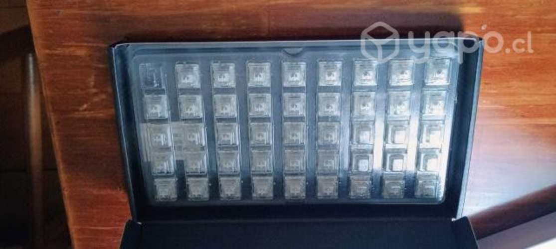 Switches mecanicos Akko CS Vintage White