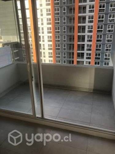 Cómodo Depto 2p , Impecable, Oriente, Edif. Activa