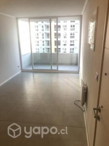 Cómodo Depto 2p , Impecable, Oriente, Edif. Activa