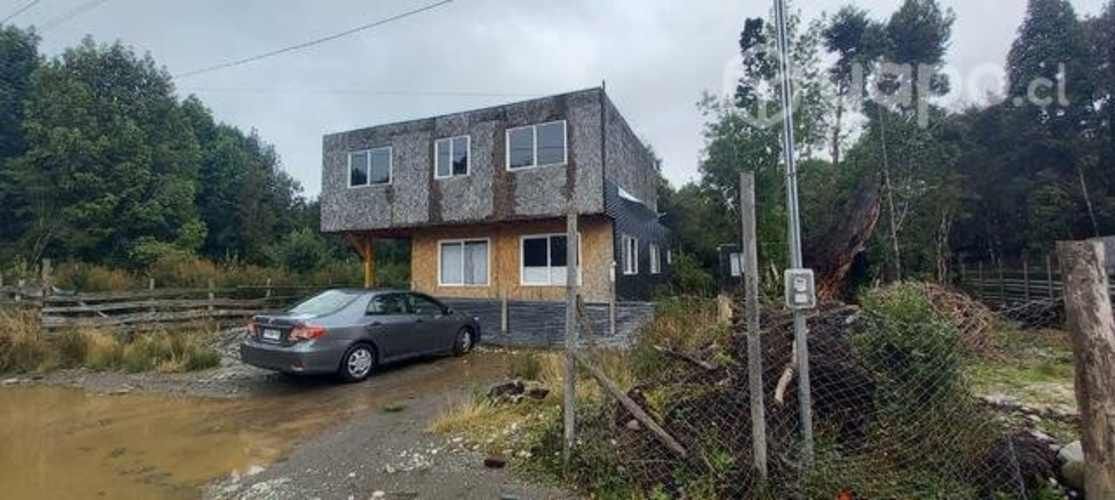 Casa semi construida
