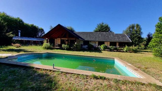 CASA ACCESO AL RÍO ANGACHILLA SECTOR LAS GAVIOTAS