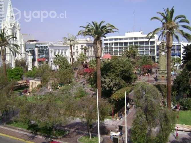 Pieza amoblada central