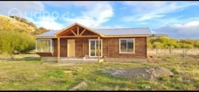 Arriendo Casa en parcela, orilla Rio Simpson