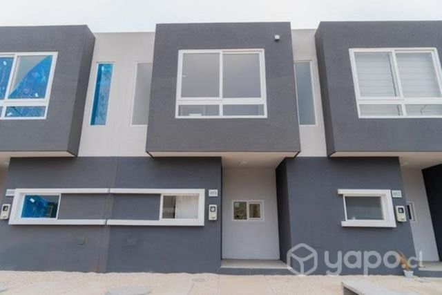 Se arrienda town house nuevo