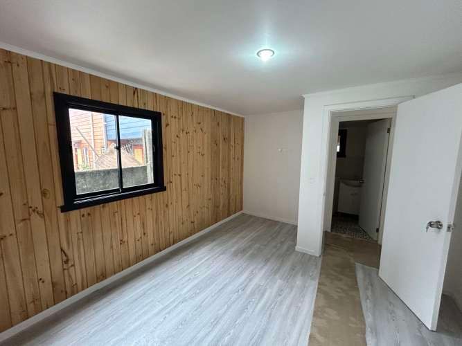 Vendo Casa remodelada, amplia muy buen sector  de Futrono 2D 1B