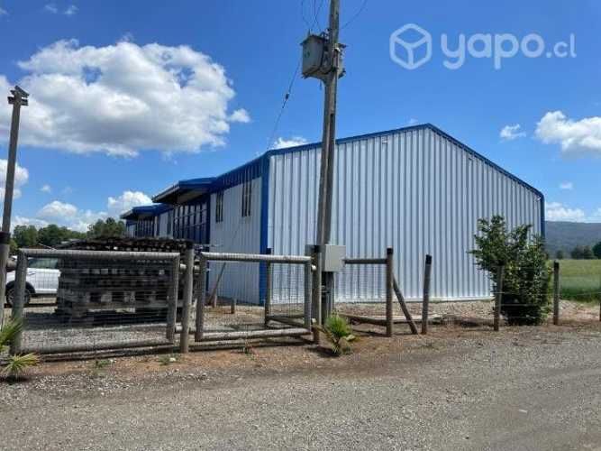 Galpón nuevo 450m2, con pozo profundo, Gorbea